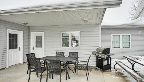 Near Shipshewana and Amish Country Patio and Grill! - Foto 4