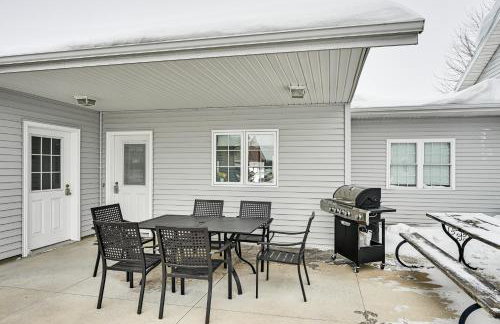 Near Shipshewana and Amish Country Patio and Grill! - Foto 4