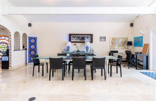 Oceana Blue / Beach Front / Pool / Bar / Relax - Foto 18