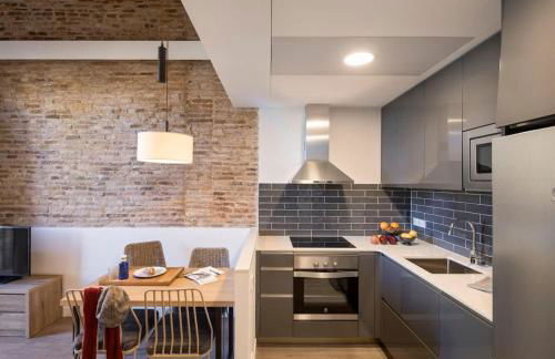 Pau Claris - Design apt next to Paseo de Gracia - Photo 1