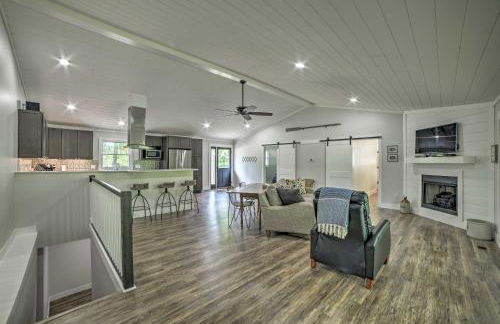 Lake Barkley Waterfront Home with Deck and Boat Dock! - Foto 1