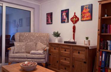 Spacious 3 Bed House In Horley With Long Driveway - Foto 13