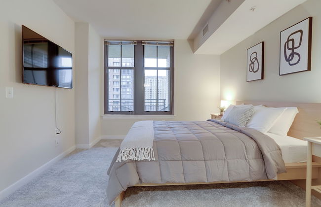 Relaxing Vibe Alexandria Apts - Photo 13