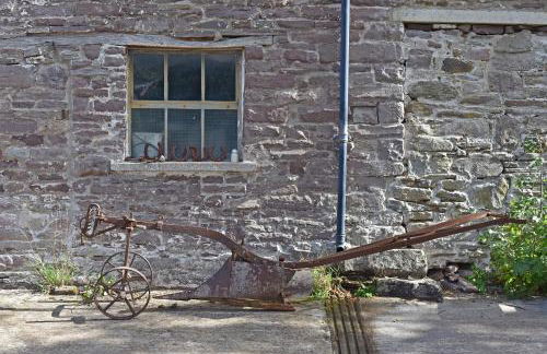 The Hayloft at Cwmffrwd Farm - Photo 21