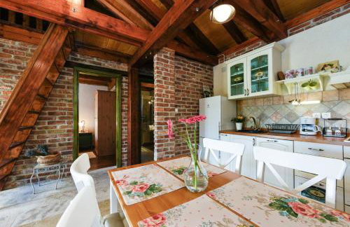 Traditional Stone House Bura - Nature Park Velebit - Photo 9