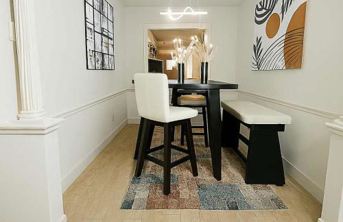 Saltwater Pool 2BR Near Galleria Walkable, Stylish & Central Marquee Uptown - Foto 26