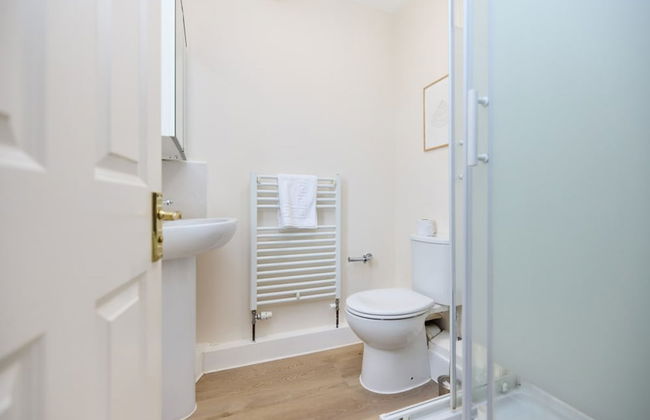 The Guildford Getaway - 3bdr With Garden - Foto 17