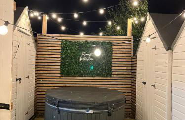 The Telephone exchange very quaint hot tub stay - Foto 5