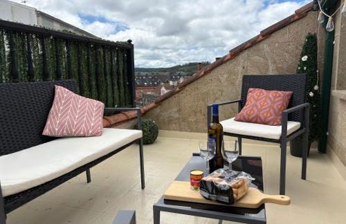 Ático luminoso con terraza - Foto 2