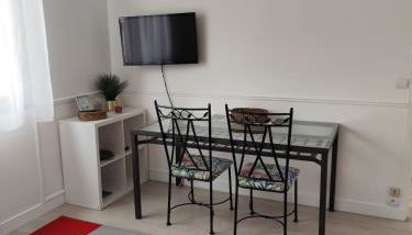 APPARTEMENT CHALEUREUX aux portes de Paris - Foto 5