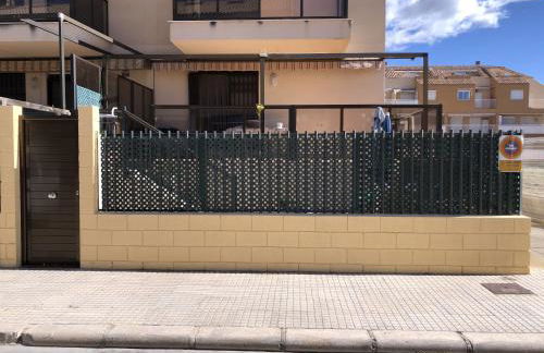 Apartamento junto al mar Los Marineros con acceso independiente por terraza - Photo 27