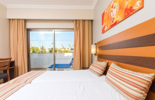 Alfagar Aparthotel - Photo 8