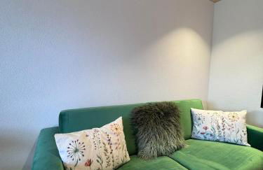 seeglueck ROSENHOF - naturnah Wohnen im Holz100-Vollholzhaus mit Whirlpool und Garten - Photo 19