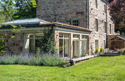 The Old Millhouse - Luxury Retreat with Sauna, Cold Plunge, Yoga & Swim SPA - Photo 44