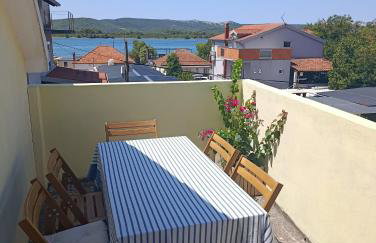 Apartment Korenat - Photo 3