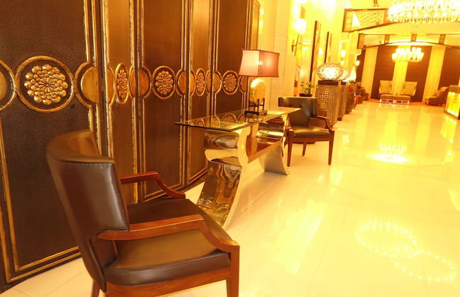 Luxury Condo at Forbeswood Parklane - Foto 3