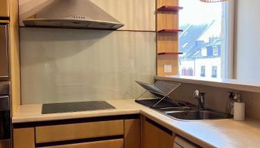 Grand Appartement ultra moderne Plein Centre, plage à pieds, avec parking - Photo 3