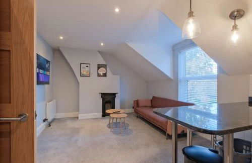 Central 1BDR Apartment By Torr Property Group Short Lets & Serviced Accommodation With Free WiFi Stratford Upon Avon - Foto 24