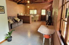 Casa charmosa no centro de São Pedro da Serra - Foto 3
