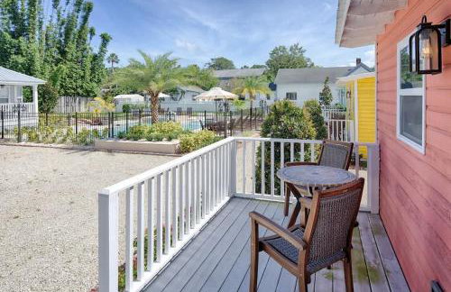 Quaint Cottage with Private Pool-Walk to Everything - Foto 27