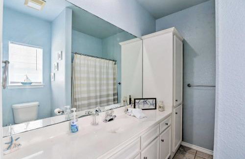 Deck and Grill Walkable Crystal Beach House! - Foto 13