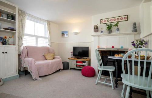 Anchor Cottage - Photo 2