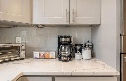 Walk to Broncos Stadium Hot tub & Rooftop - Foto 11