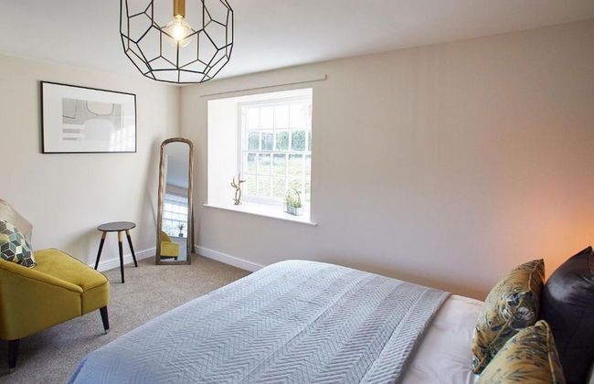 Host Stay Middle Farmhouse - Photo 26