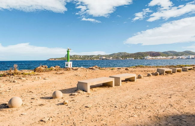 Pretty Holiday Home in Sant Josep de Sa Talaia near Sea - Foto 26