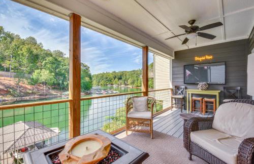 Lakefront Fun Near Clemson! Retreat with Pool Access - Foto 1