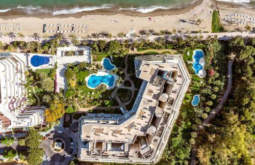 1st line exclusive apt in heart of the Golden Mile - Foto 3