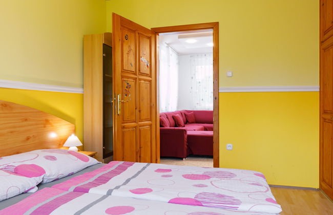 2 bedroom House in Kőröshegy with private pool and garden - Photo 7