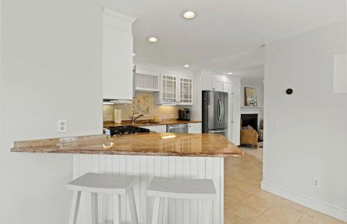 Breathtaking Cape Cod Beachhouse with Private Beach Access Near Sandwich, Massachusetts - Foto 16