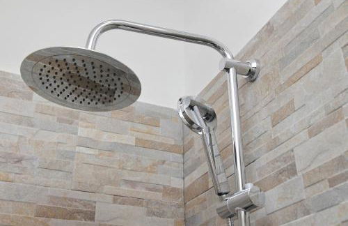 Michele Lux Lodge 6 people Spotless and Connected to Airport and Vatican - Foto 10