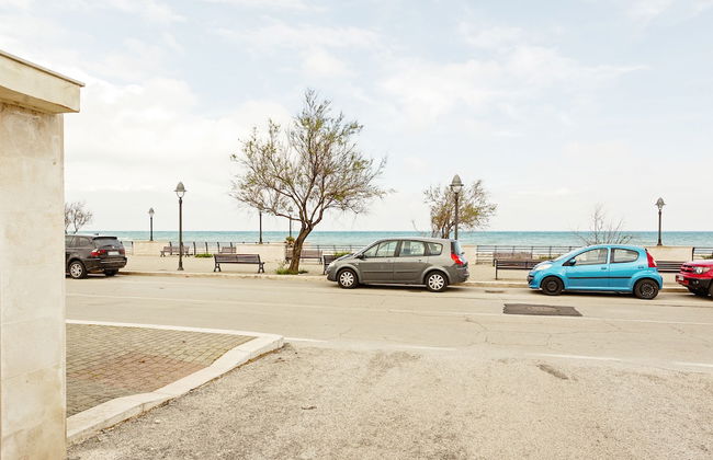 Bari Airport Seaview Apartment - Foto 35