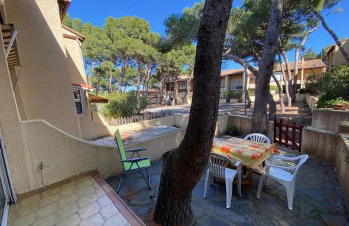 Studio Cabine 4 Pers, Terrasse, Parking Privé, Proche Plage et Commerces, La Franqui - FR-1-81-585 - Foto 1