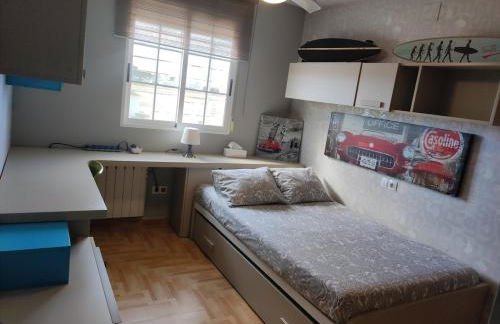 Villa Loli, Chalet con piscina, cerca de la playa y la ciudad - Photo 27