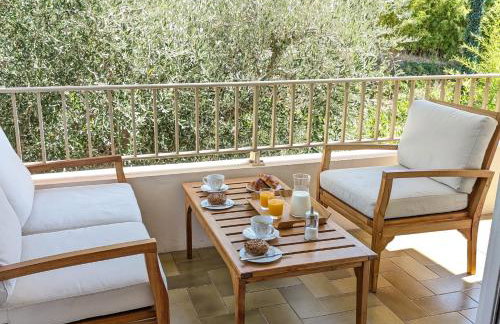 CHESTER Riviera Escape - Appartement calme, terrasse & clim proche Croisette et centre - Foto 1