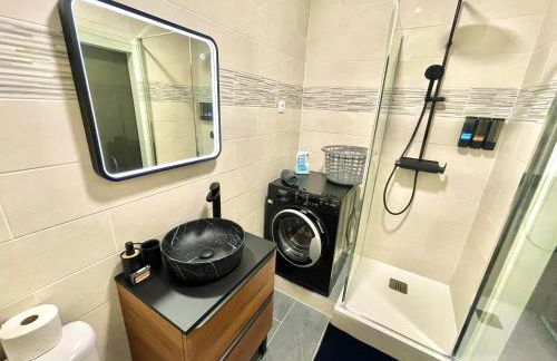 " Studio 5ème Ciel " Vue - Centre Ville - Wifi - Foto 29