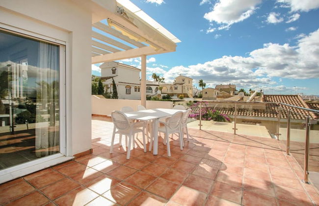 3-bed Villa Sleeps 8 With Private Pool - Foto 24