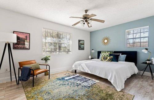 Charming East Side Bungalow - Foto 10