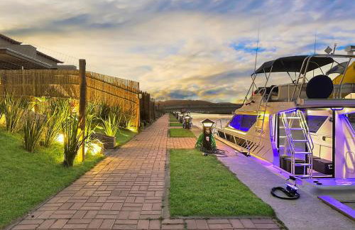 Piscina - 4 Suítes - Condominio Clube - Marina - Foto 3