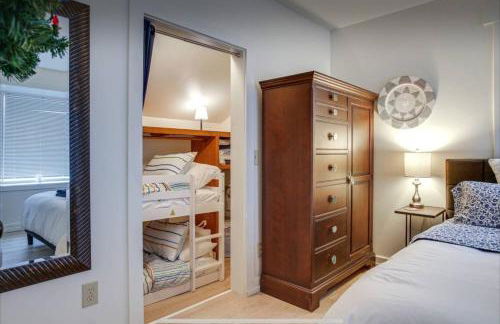 Lake views and 90' of beach access - Foto 8