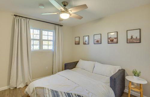 Game Room and Fire Pit Family-Friendly Aubrey Home - Foto 19