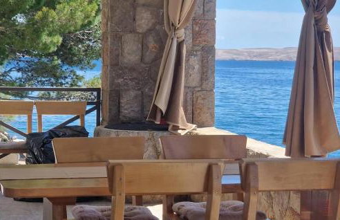 3 Bedroom Stunning Home In Karlobag - Foto 7