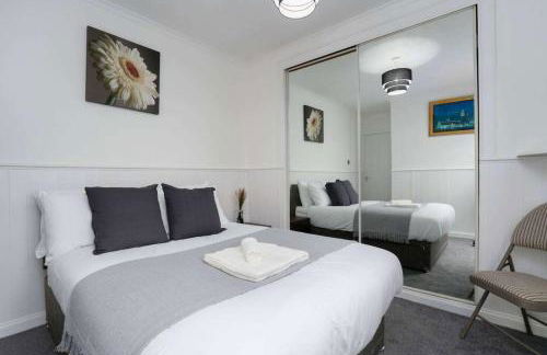 2-Bed Flat Wishaw Free Parking Family-Friendly - Foto 27