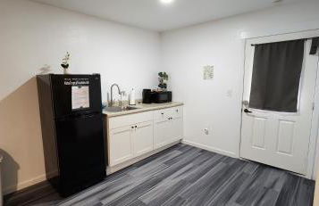 #1 NEW! Couples Getaway Self CheckIn Studio Apt - Photo 33