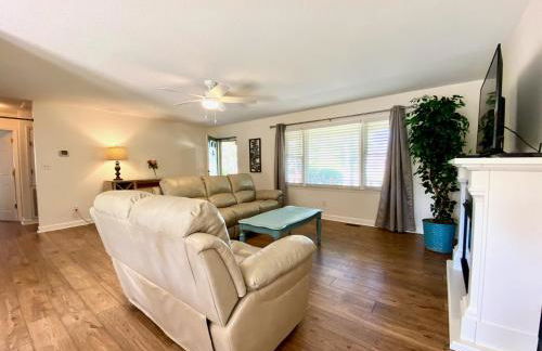 Cozy three bedroom house with fireplace - Foto 5