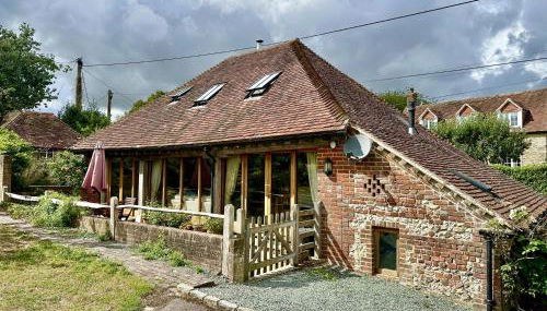 The Old Tractor Shed by inspirestays-com - Foto 3