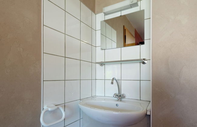 Spacious Holiday Home With Large Garden - Foto 24